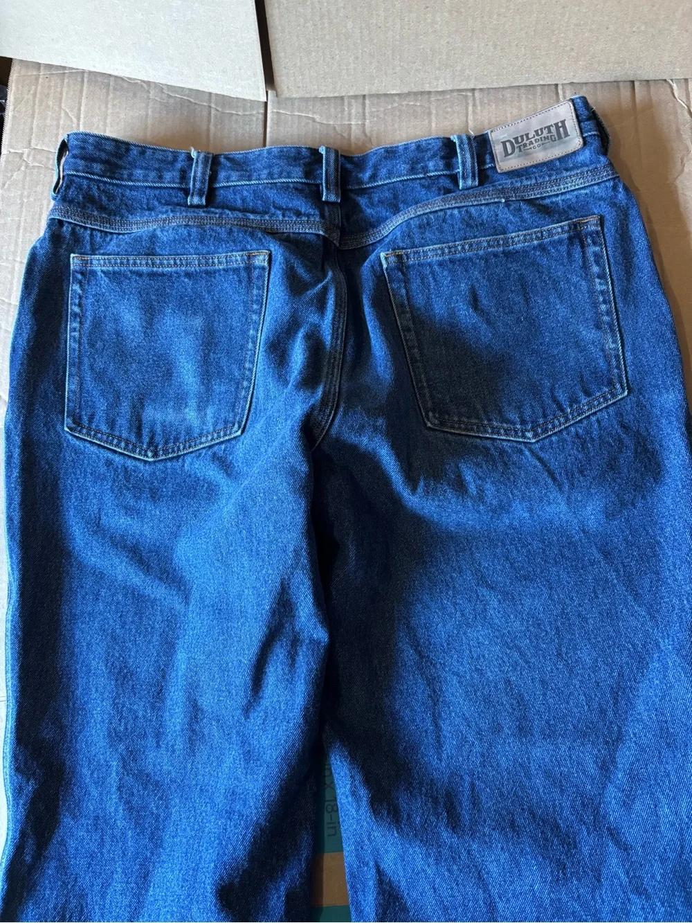 Duluth Trading Men's Blue Jeans Size 37x28 inseam 27.5”